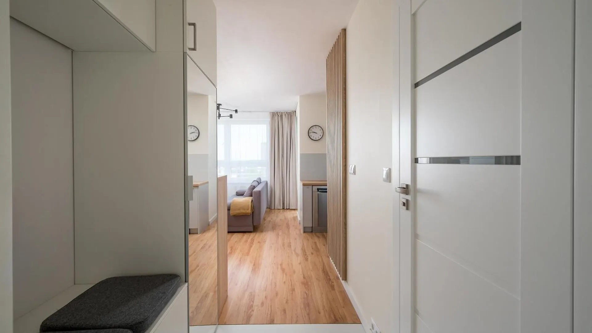 Metro Stoklosy Comfort Studio Varsó Lengyelország